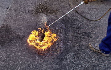 Smeircleit flat roofing repairs